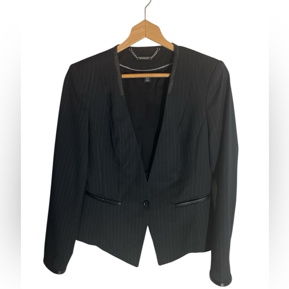 H7- White House Black Market Black Pinstripe Blazer Suit Top Jacket Small Sm